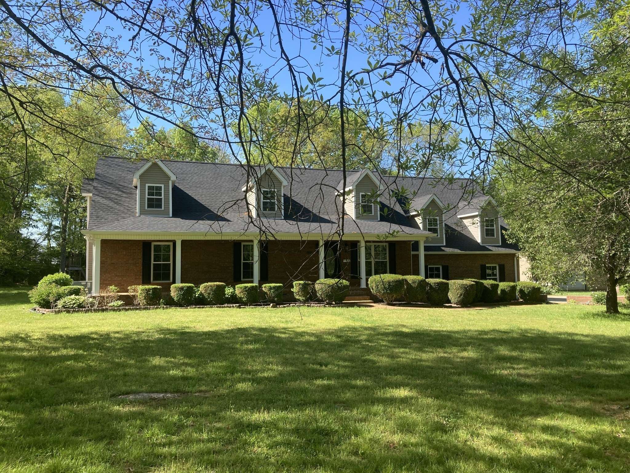 1319 Forrest Trace Dr, Lewisburg, TN 37091
