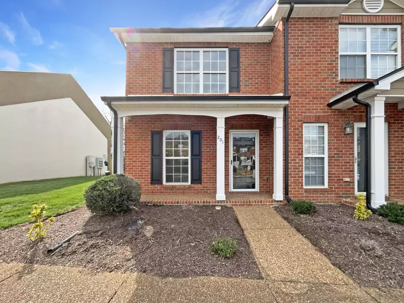 201 Stewarts Landing Cir, Smyrna, TN 37167