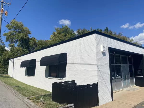 Springfield, TN 37172,329 North Main St