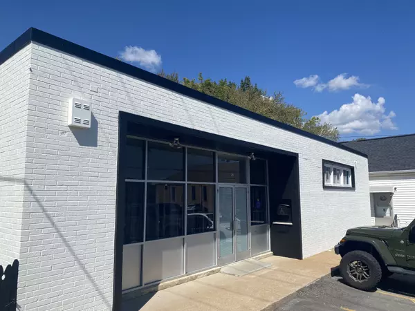 Springfield, TN 37172,329 North Main St