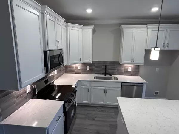 Thompsons Station, TN 37179,2101 Branford Pl #202
