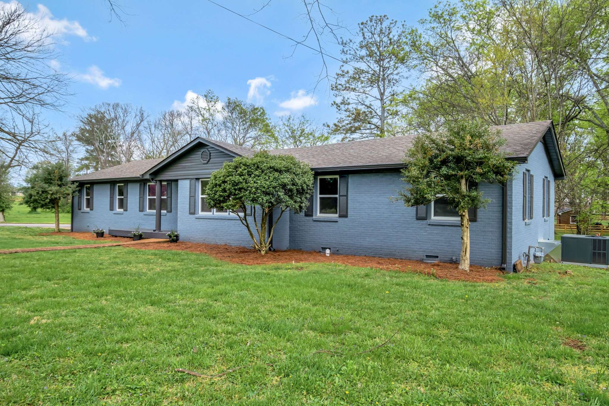 Mount Pleasant, TN 38474,712 Pleasantwood Dr
