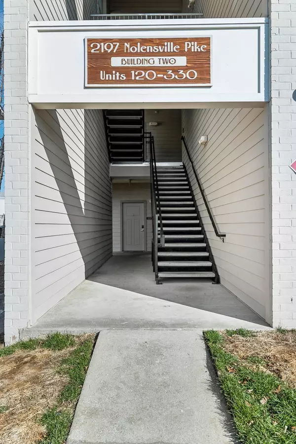 Nashville, TN 37211,2197 Nolensville Pike #120