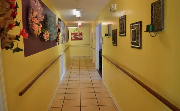 Cowan, TN 37318,328 Cumberland St #W