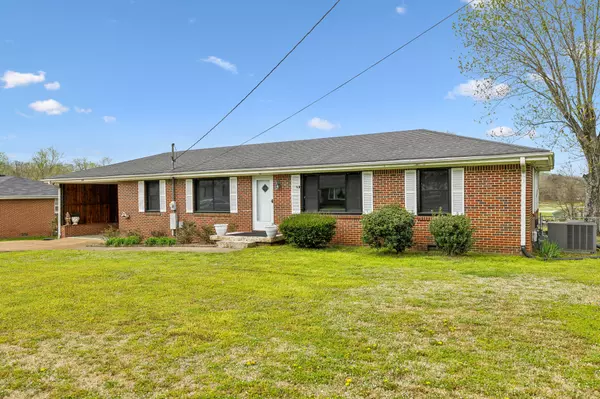 Alexandria, TN 37012,208 Academy Ave