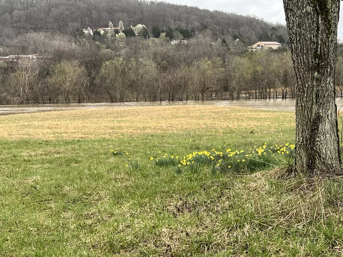 Lebanon, TN 37087,763 Lebanon Hwy