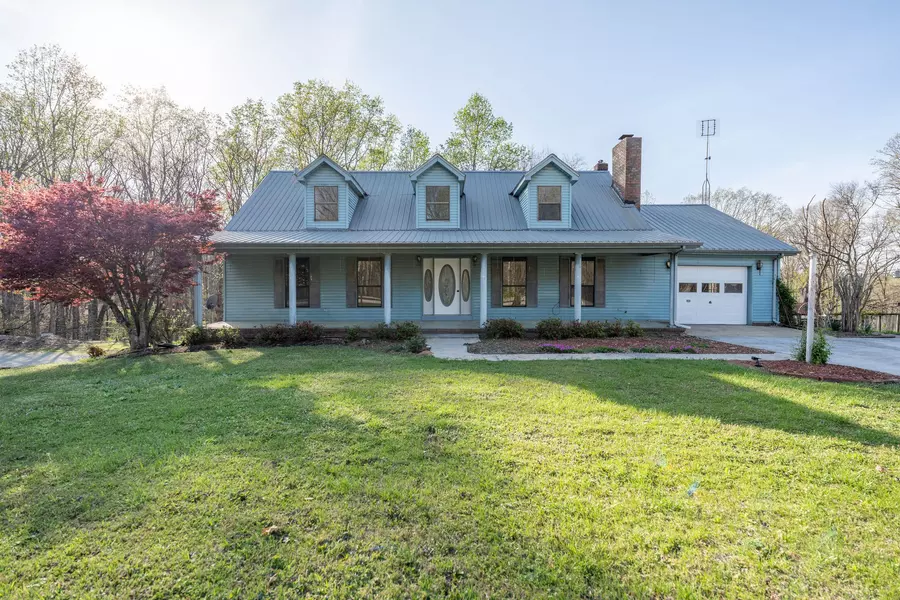 2530 Collinwood Hwy, Collinwood, TN 38450