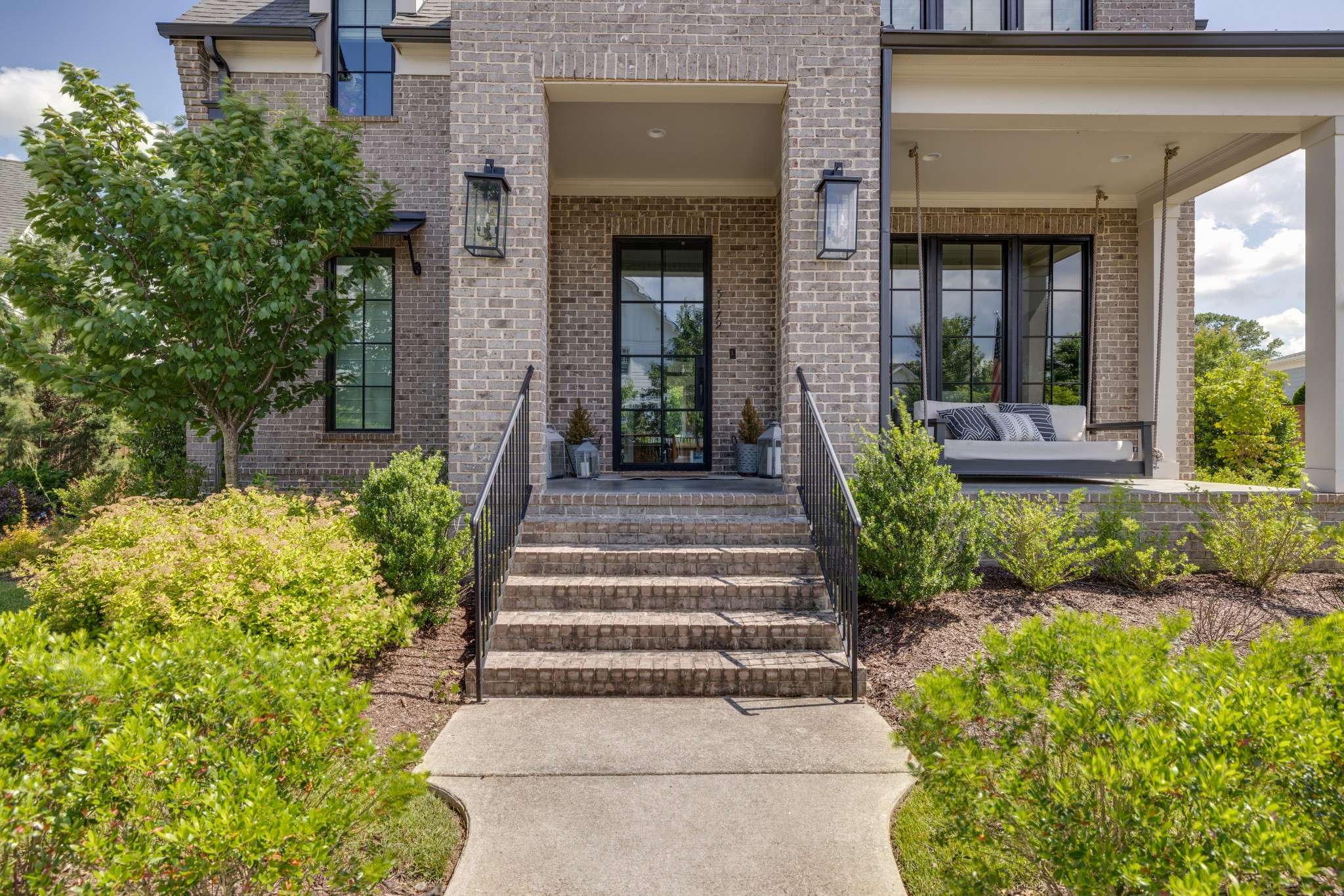 Franklin, TN 37064,5179 Donovan St