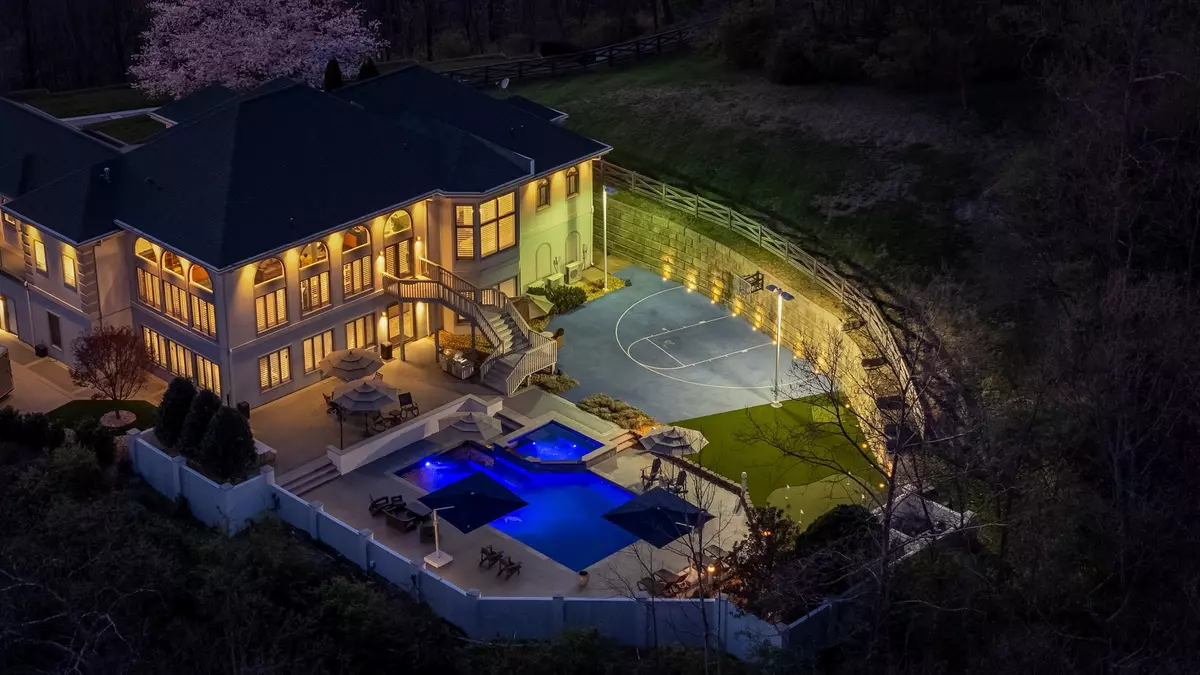 Brentwood, TN 37027,720 Valhalla Ln