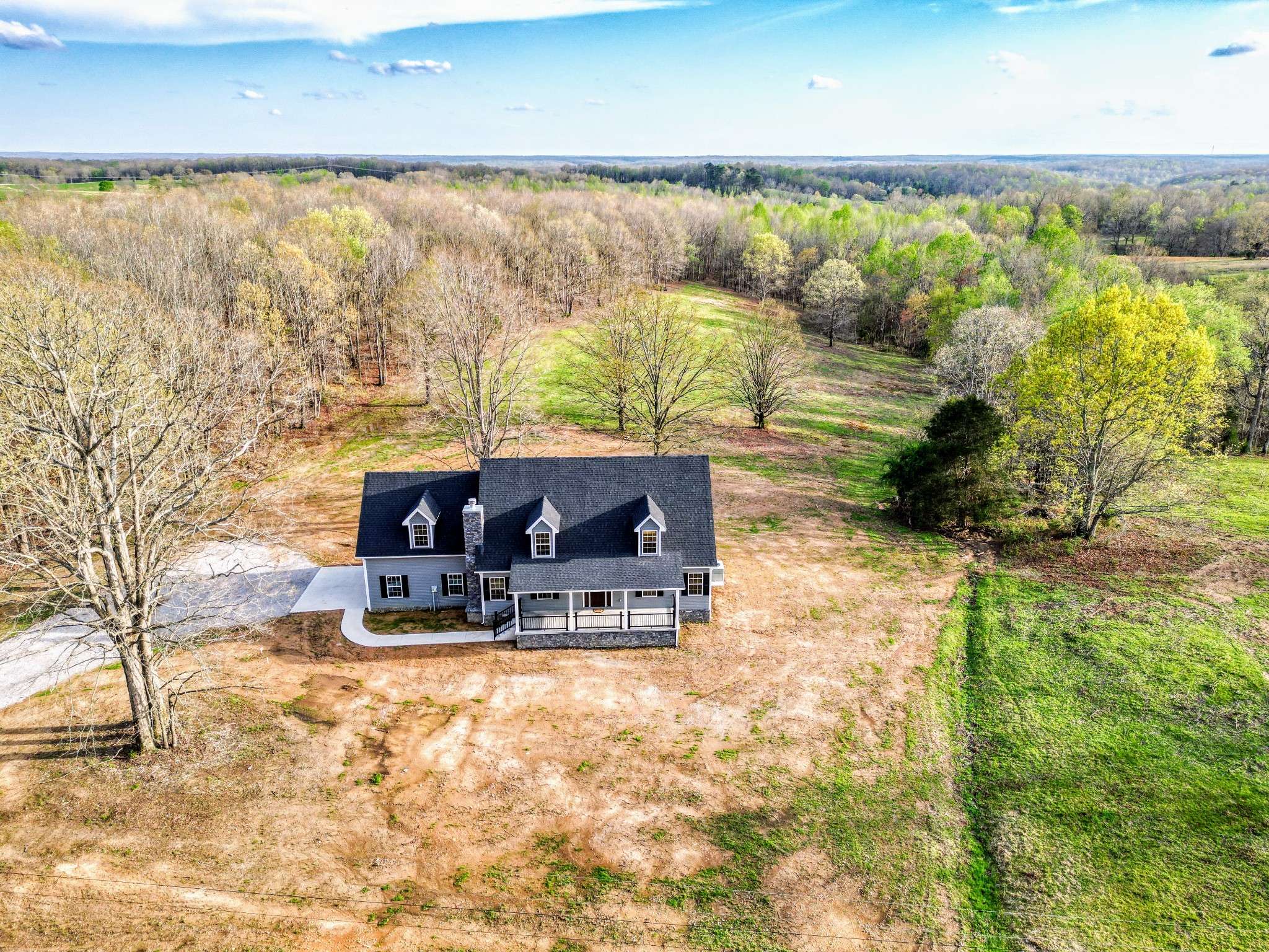 Erin, TN 37061,718 Darrell Rye Road