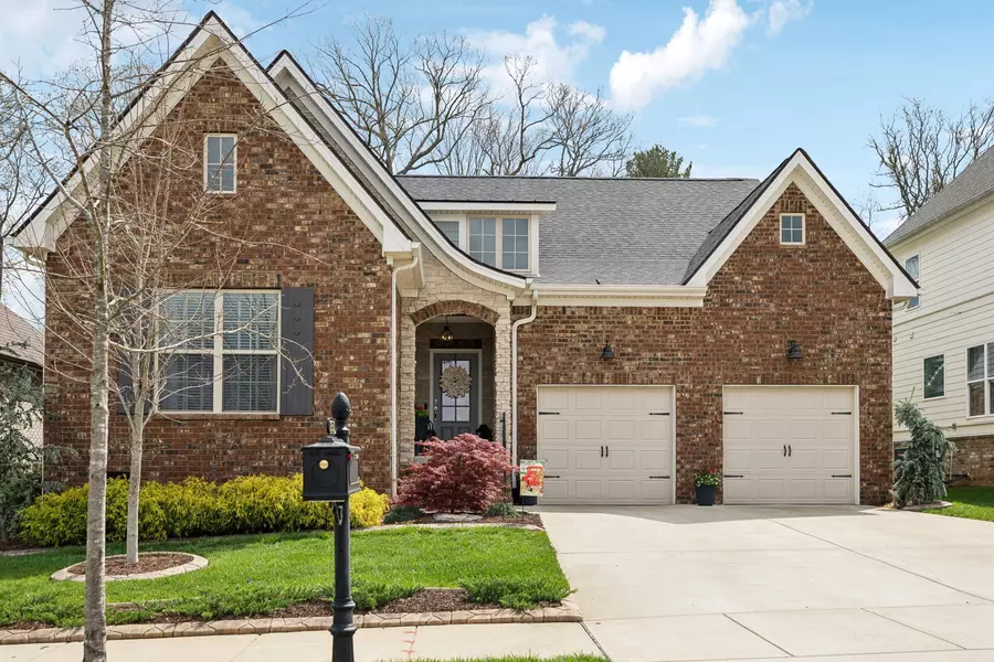 2632 Bramblewood Ln, Thompsons Station, TN 37179