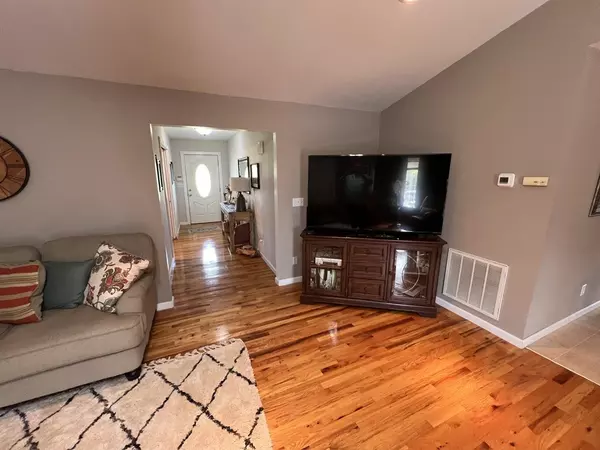 Coalmont, TN 37313,455 Morgan Ridge RD #N