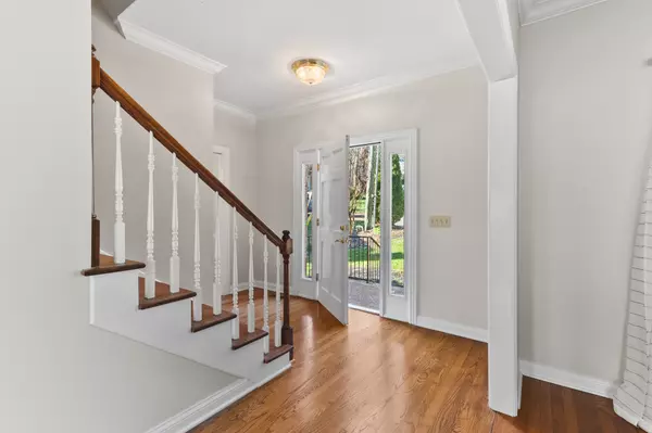 Nashville, TN 37221,812 Deer Foot Ct