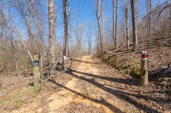 Linden, TN 37096,508 Lakeside Dr