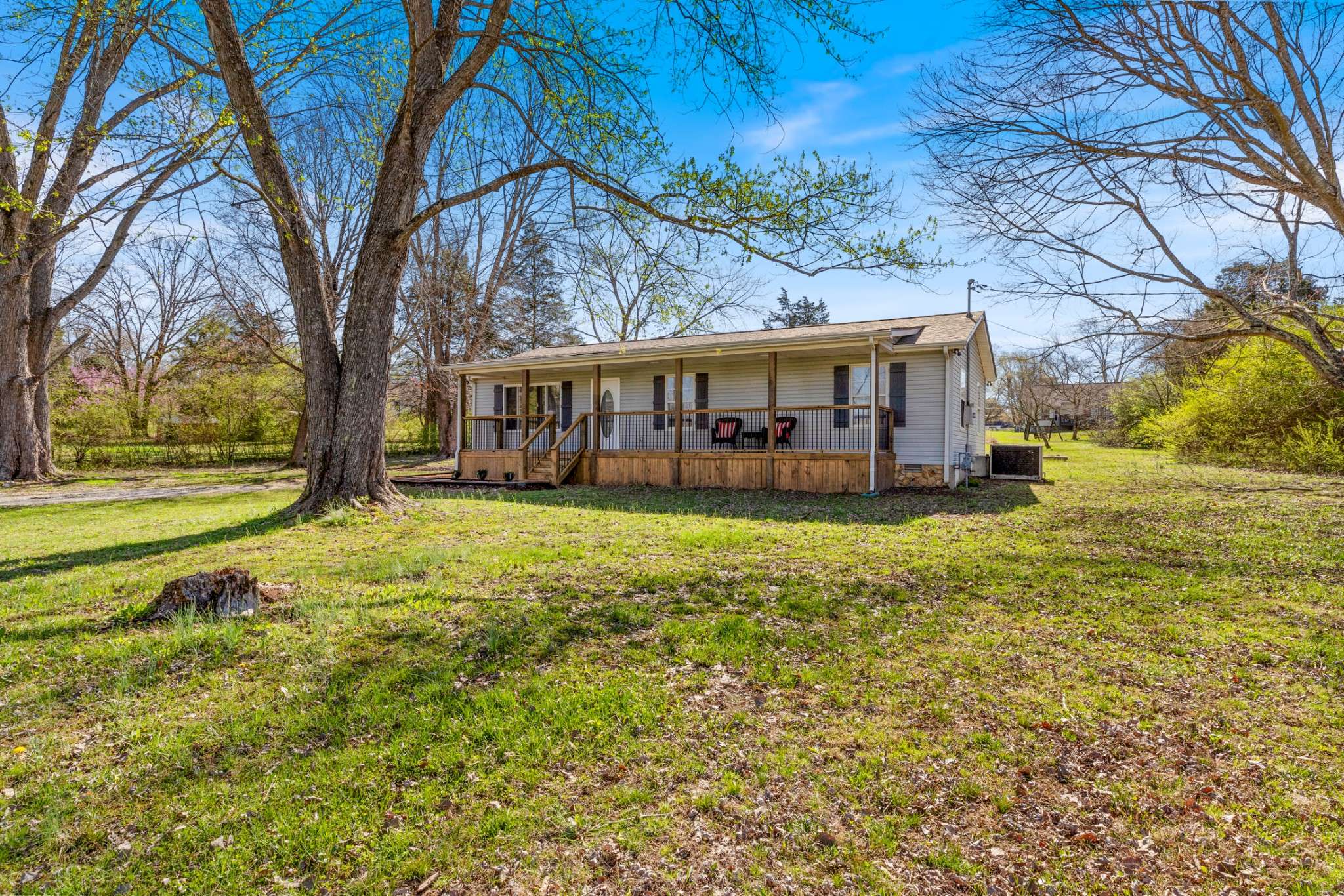Burns, TN 37029,108 Aaron Dr
