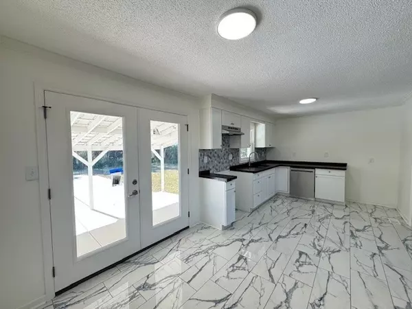 Elora, TN 37328,2911 Winchester Hwy