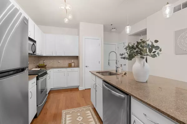 Nashville, TN 37203,1803 Broadway #219