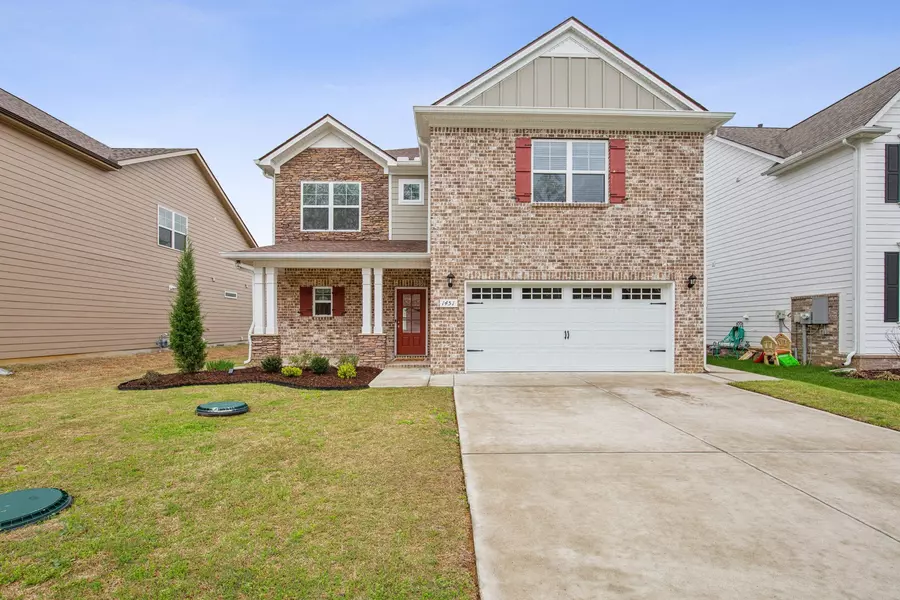 1451 Cotillion Dr, Murfreesboro, TN 37128