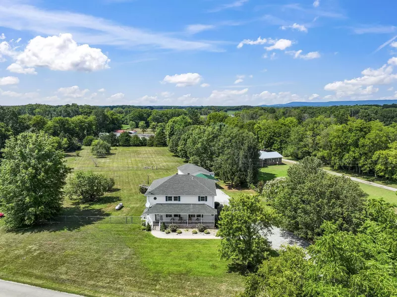 8159 Old Alto Hwy, Decherd, TN 37324