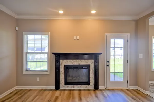 Clarksville, TN 37042,529 CASTLE PINCKNEY LN