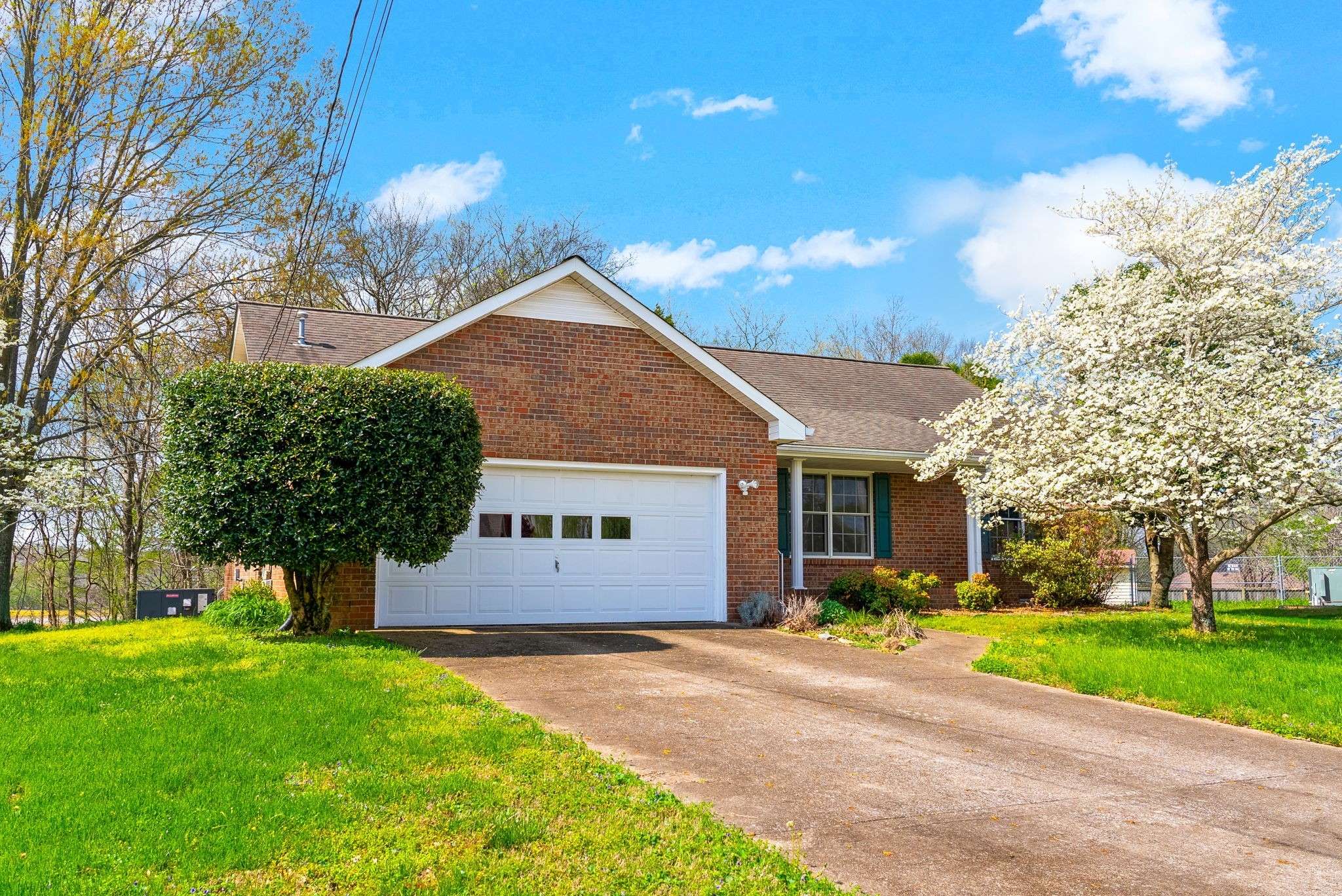 Clarksville, TN 37040,1410 S Shadowlawn Ct
