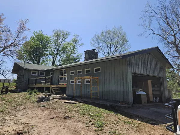 Spencer, TN 38585,395 Church St