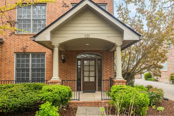 Nashville, TN 37203,3180 Parthenon Ave #101