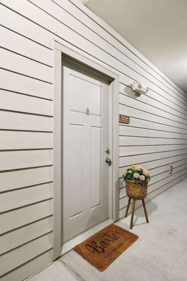 Nashville, TN 37211,2197 Nolensville Pike #308