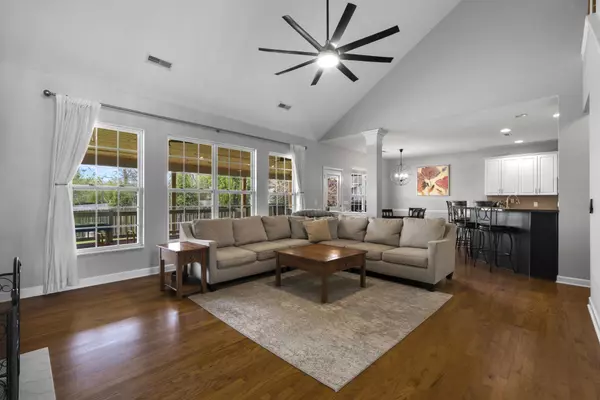 Mount Juliet, TN 37122,1002 Port Stewart Ct
