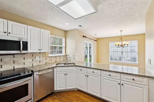 Franklin, TN 37064,3227 Gardendale Dr