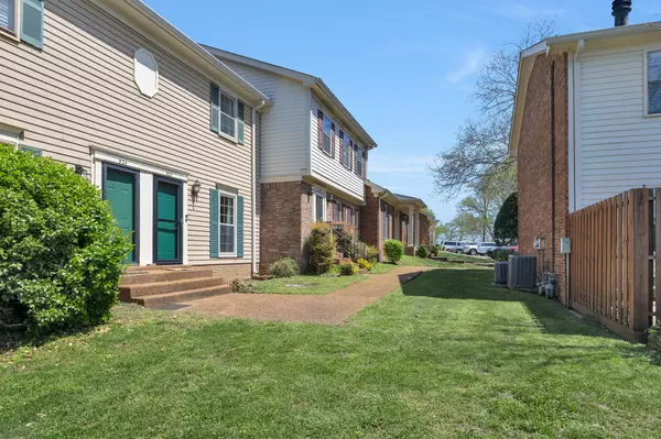 Brentwood, TN 37027,523 Brentwood Pt