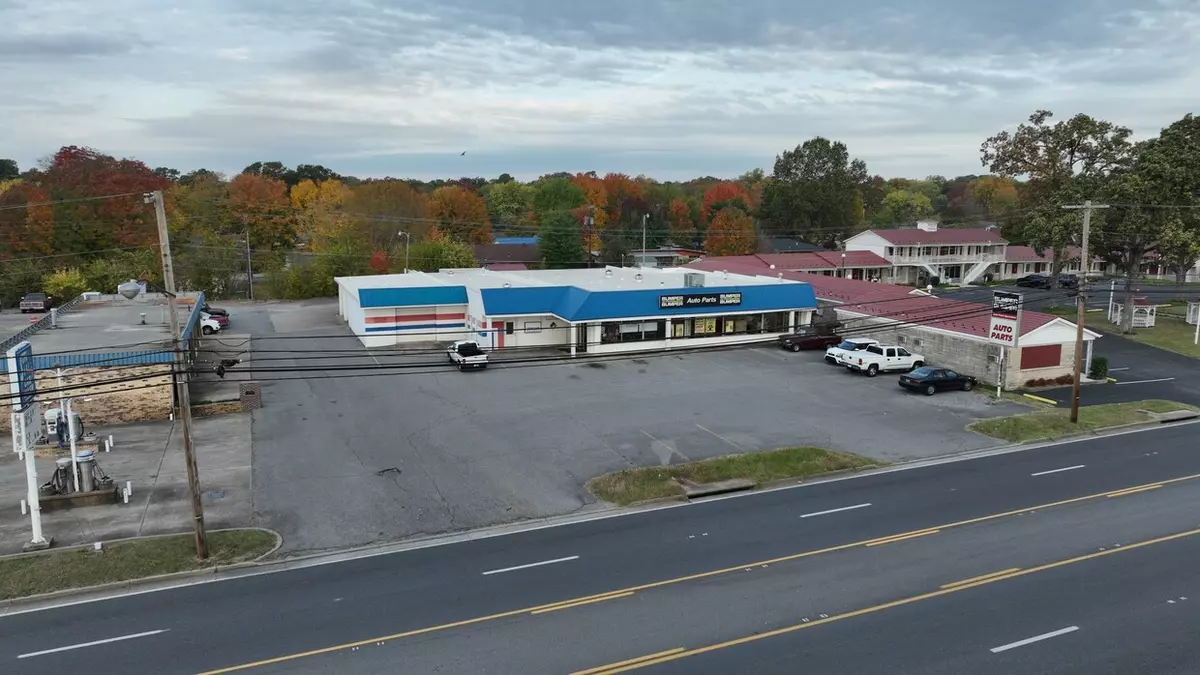 Murray, KY 42071,512 S 12th St