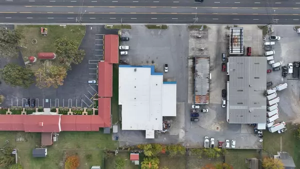 Murray, KY 42071,512 S 12th St