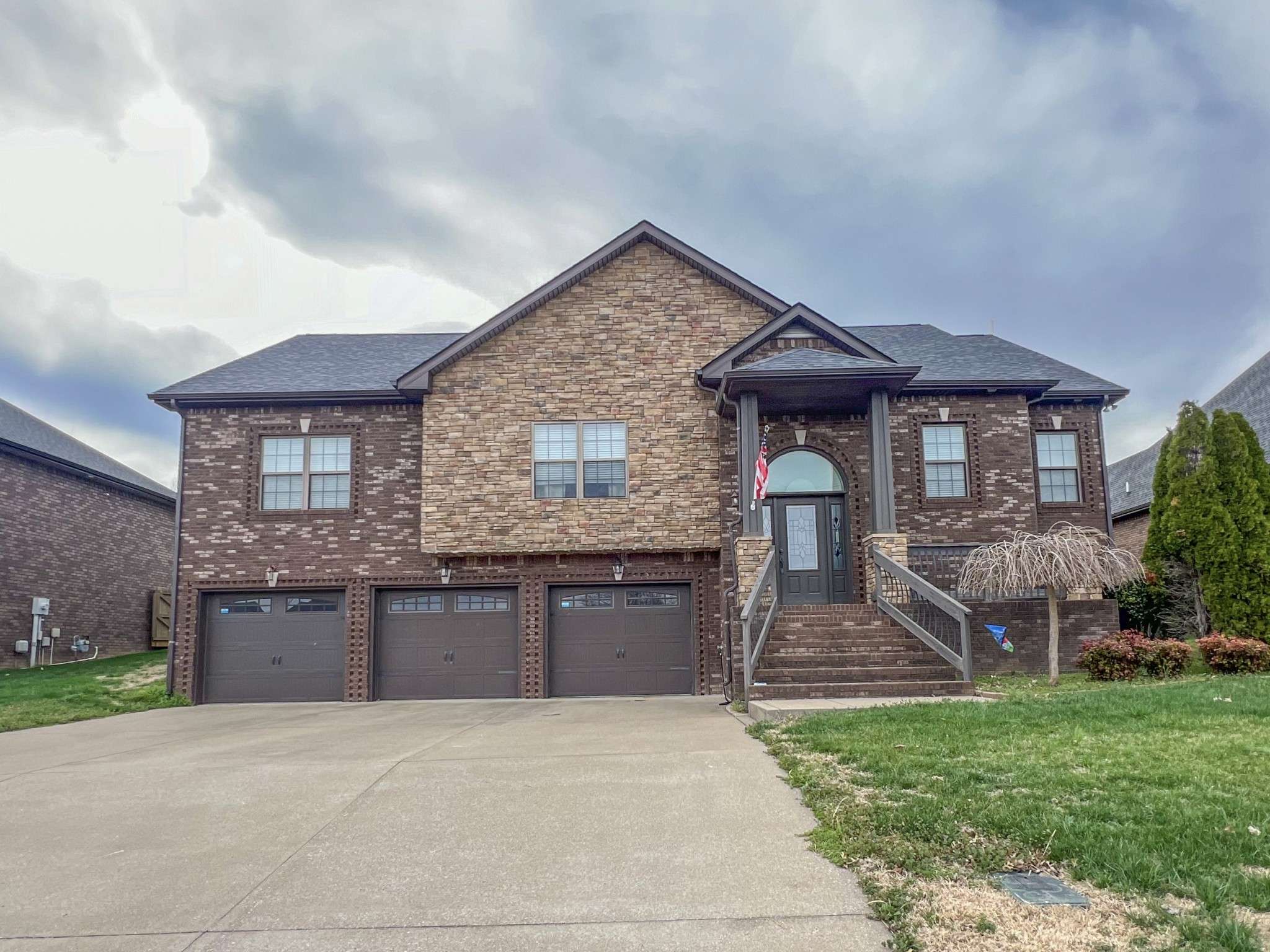 164 Covey Rise Cir, Clarksville, TN 37043