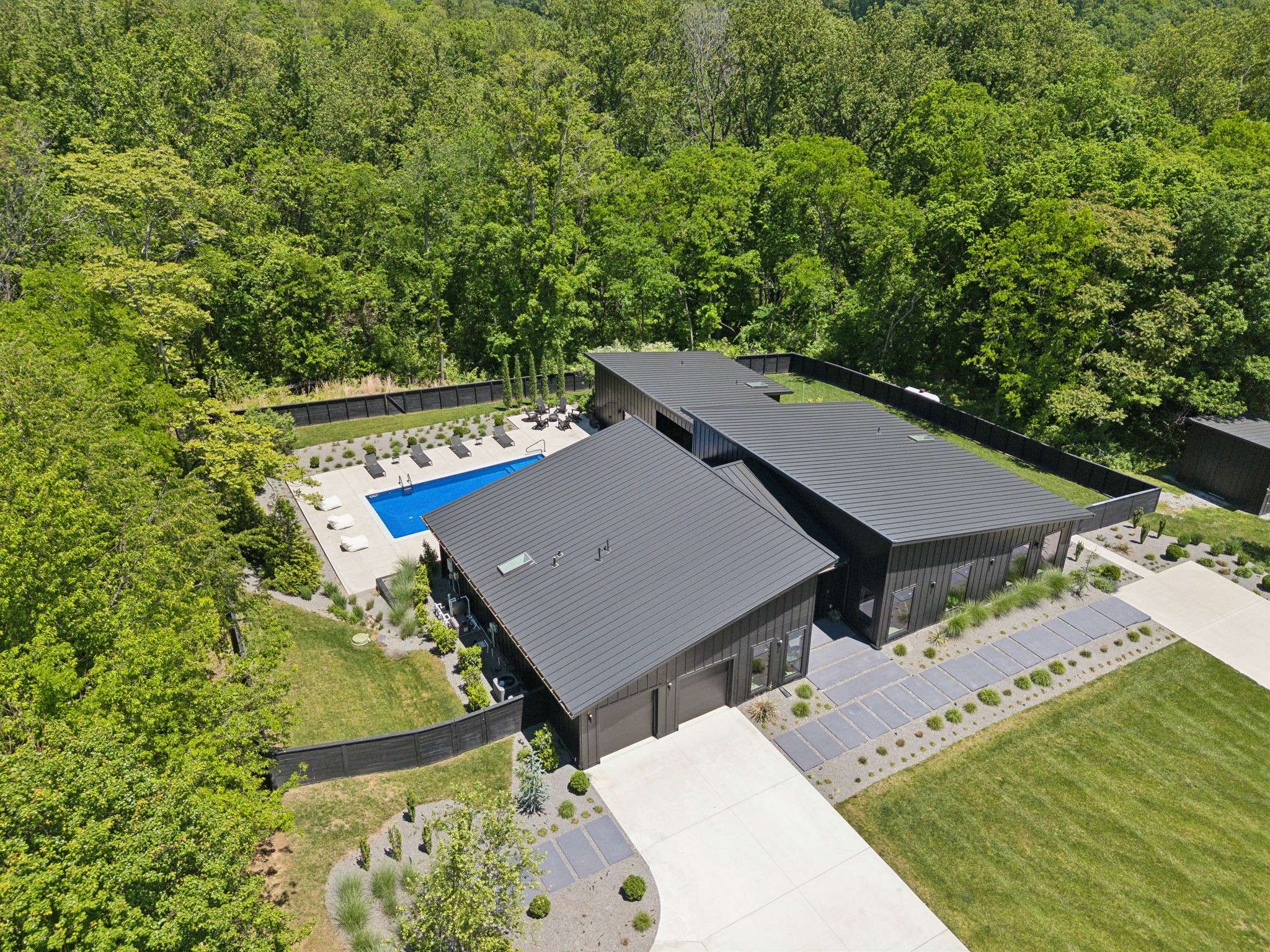 Franklin, TN 37067,4160 Clovercroft Rd