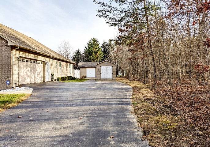 Crossville, TN 38555,591 Spruce Loop
