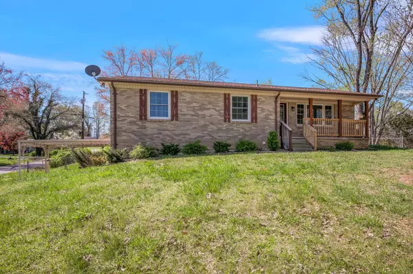 106 Sherry Ln,  Dickson,  TN 37055