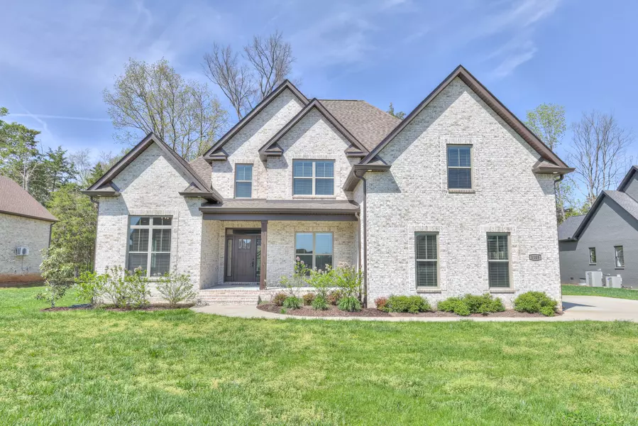 1105 Alex Walker Dr, Christiana, TN 37037