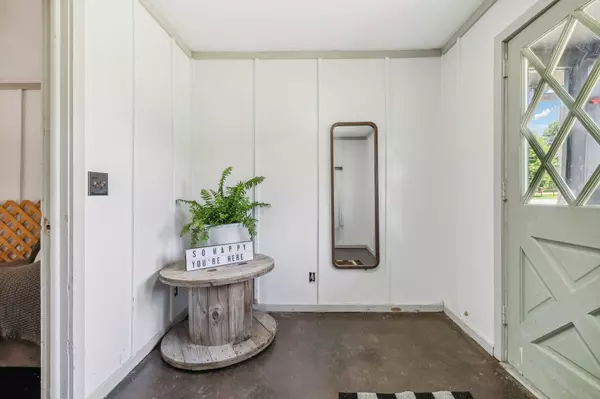 Cottontown, TN 37048,253 Halltown Rd