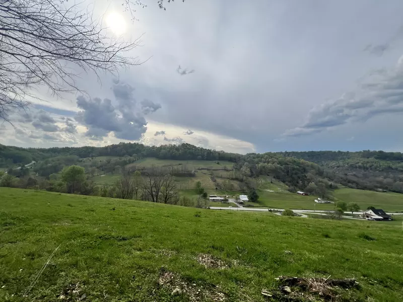 2 Granville Highway, Chestnut Mound, TN 38552