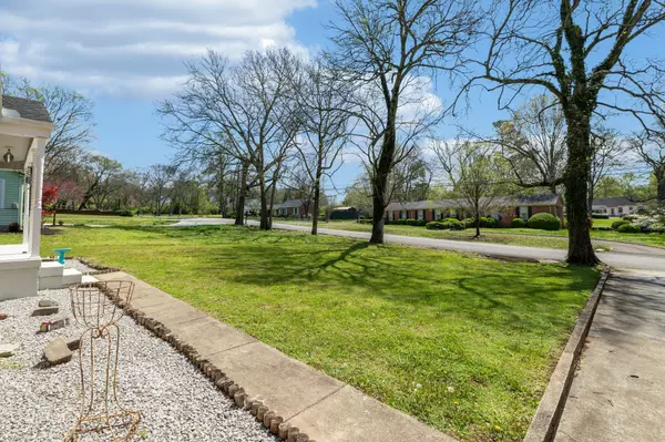 Columbia, TN 38401,920 Hillcrest Ave
