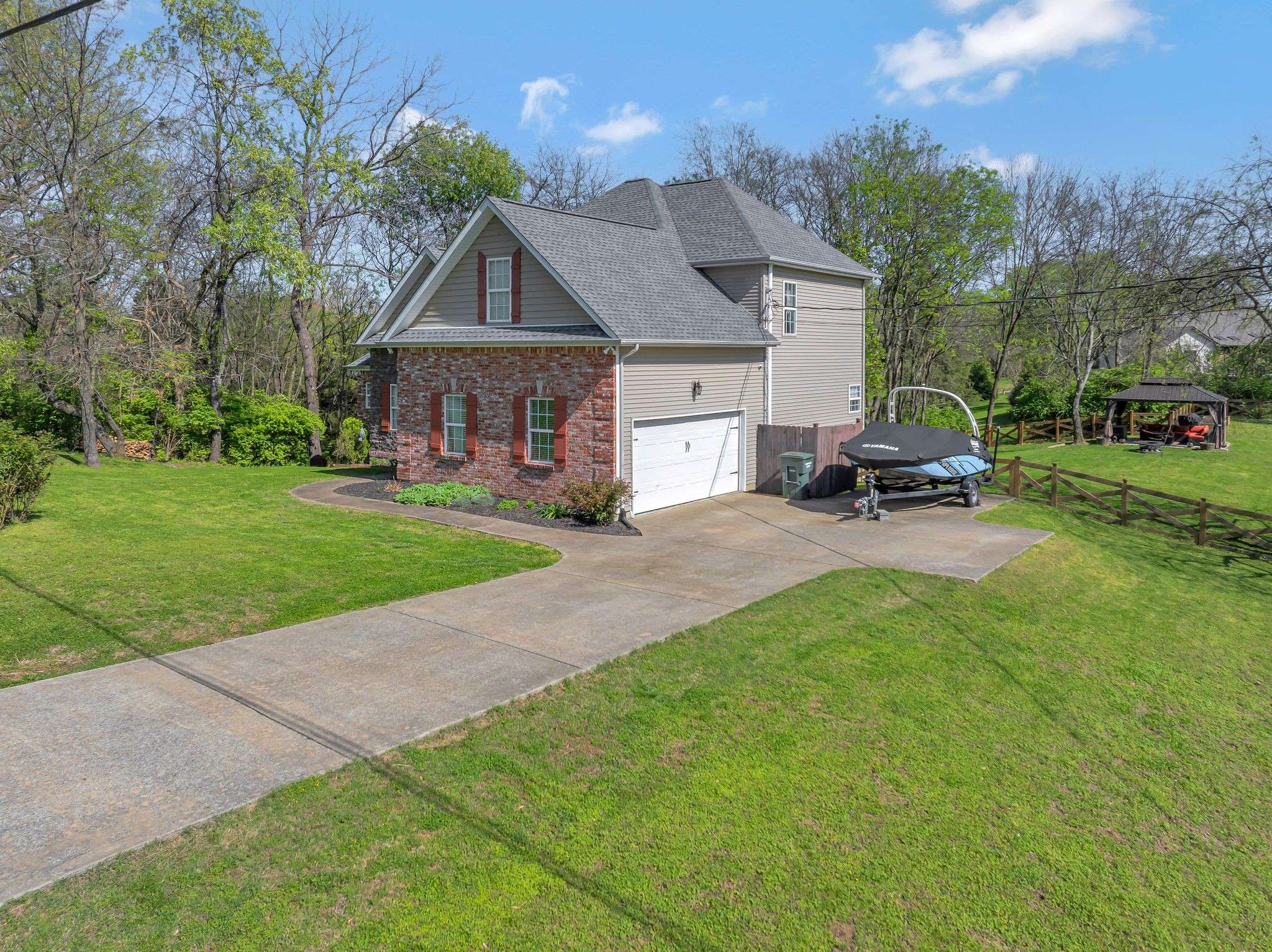 Old Hickory, TN 37138,328 Hickory Dr