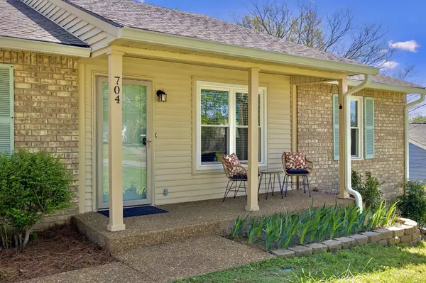 Antioch, TN 37013,704 Yoest Cir