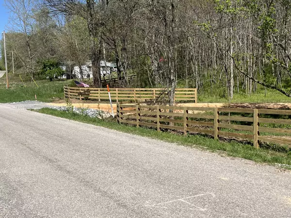 Mount Pleasant, TN 38474,0 Preacher Holt Rd