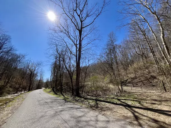 Westmoreland, TN 37186,458 Rock House House Hollow Rd