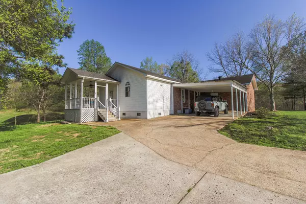 Waverly, TN 37185,444 Cooley Rd
