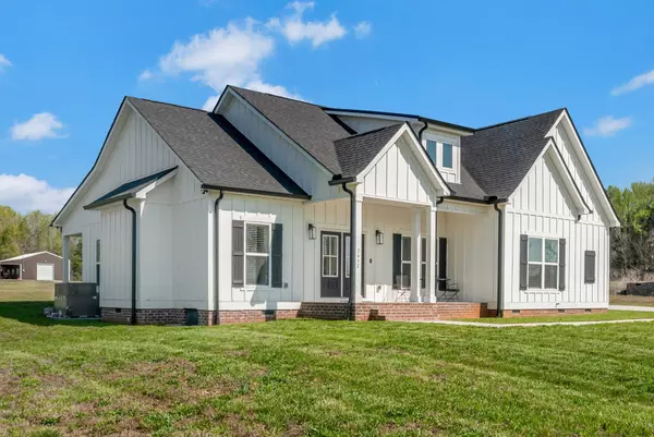 Lewisburg, TN 37091,2452 Nashville Hwy