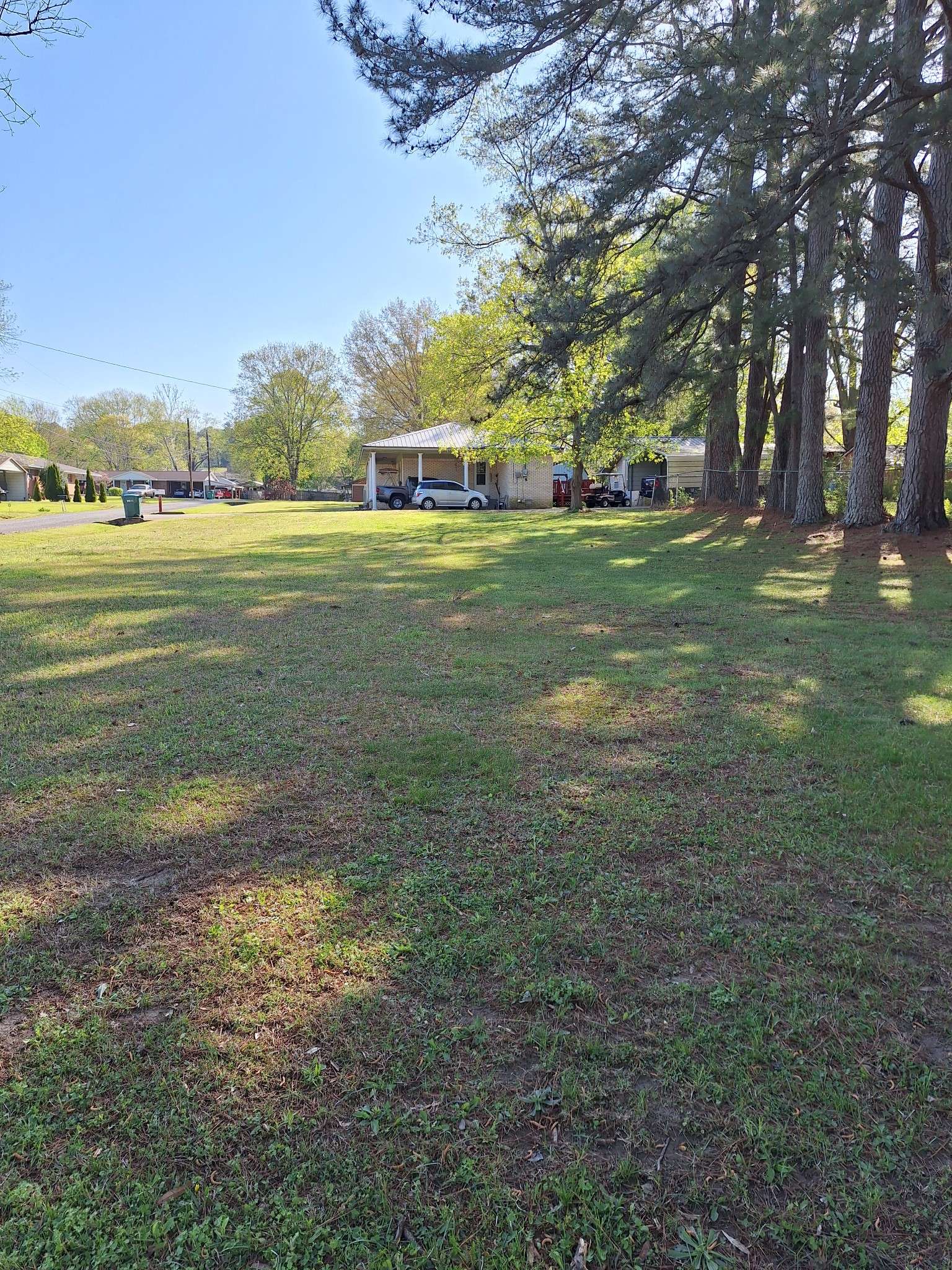 Huntingdon, TN 38344,284 Jones St