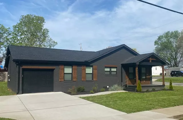 4336 Church St, Greenbrier, TN 37073