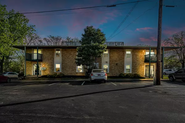 Madison, TN 37115,555 N DuPont Ave #E99